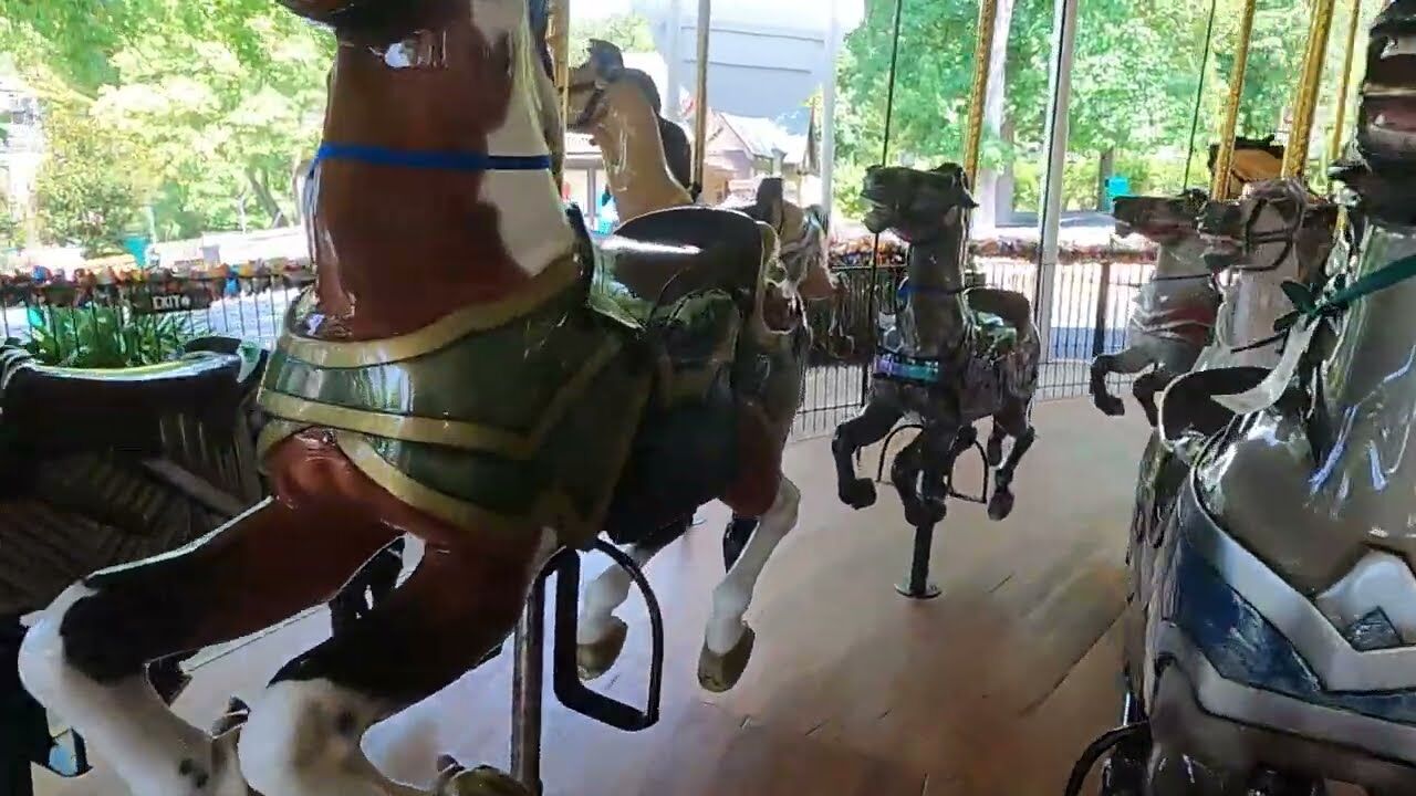 Six Flags St. Louis’ Grand Ole Carousel reopens